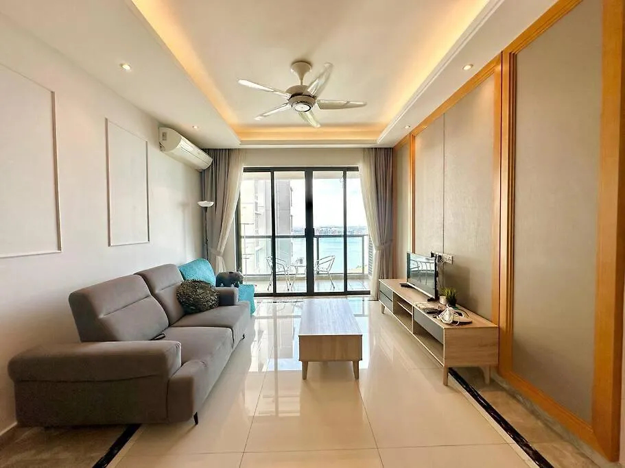 R&F Summer Suite 2B2B Johor Bahru